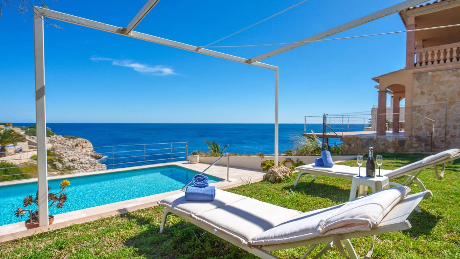 Holiday Home Magrana Over The Sea - Private Pool- By Interhome Cala Anguila